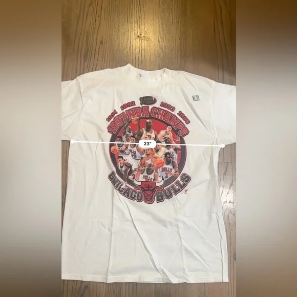 Vintage 1997 NBA World Champions Chicago Bulls Starter T-Shirt-Size Large